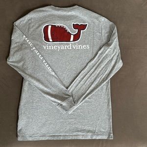 Boys Vineyard Vine long sleeve tee. Size XL (Big Boys)